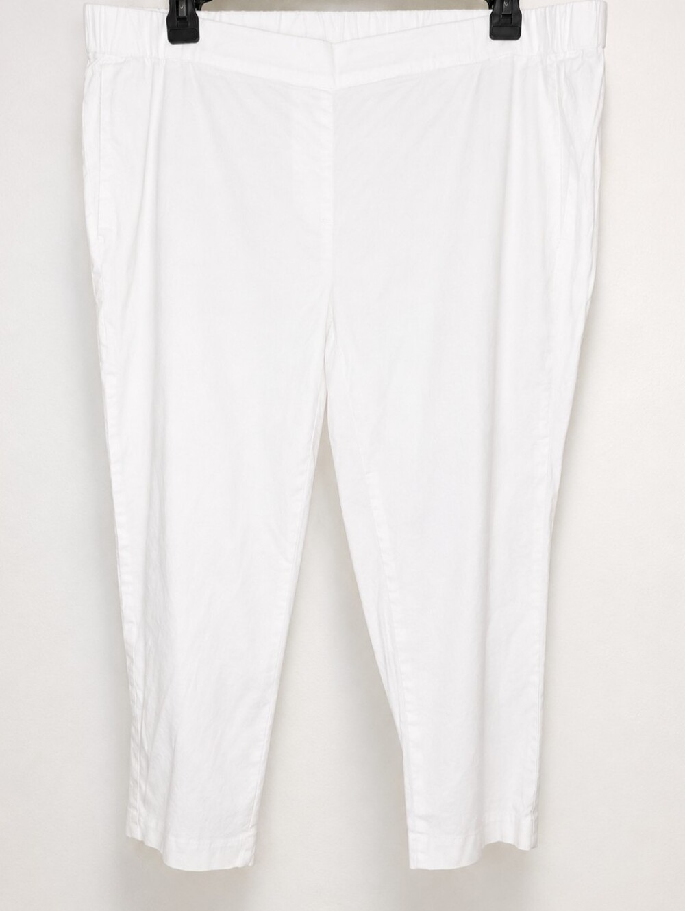 J. Jill White Cropped Pull-On Straight Leg Pants